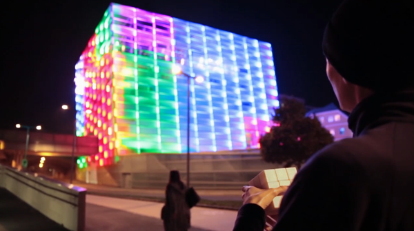 Puzzle Facade - Solving a Rubik’s cube With Mapping